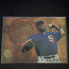 Fleer 1996 Ultra Prime Leather Gold Medallion Tony Gwynn #16 of 18