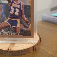 Topps 2025-26 Magic Johnson Los Angeles Lakers Gold Parallel /2025 #255