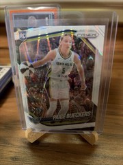 2025 Panini Prizm WNBA – Paige Bueckers #5 White Seismic Prizm (RC)