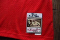 Philadelphia 76ers ALLEN IVERSON Mitchell Ness Red SWINGMAN Men 44 L Jersey
