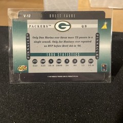 1997 Pinnacle Die-Cut – #V-12 Brett Favre Green Bay Packers