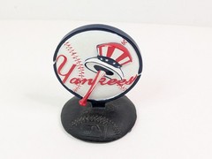 New York Yankees Logo NY Yanks Round 4.5&Prime; x 3.5&Prime; Genuine MLB Merch 2003 Vintage