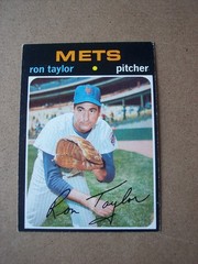 1971 Topps baseball Ron Taylor SP high #687 VG