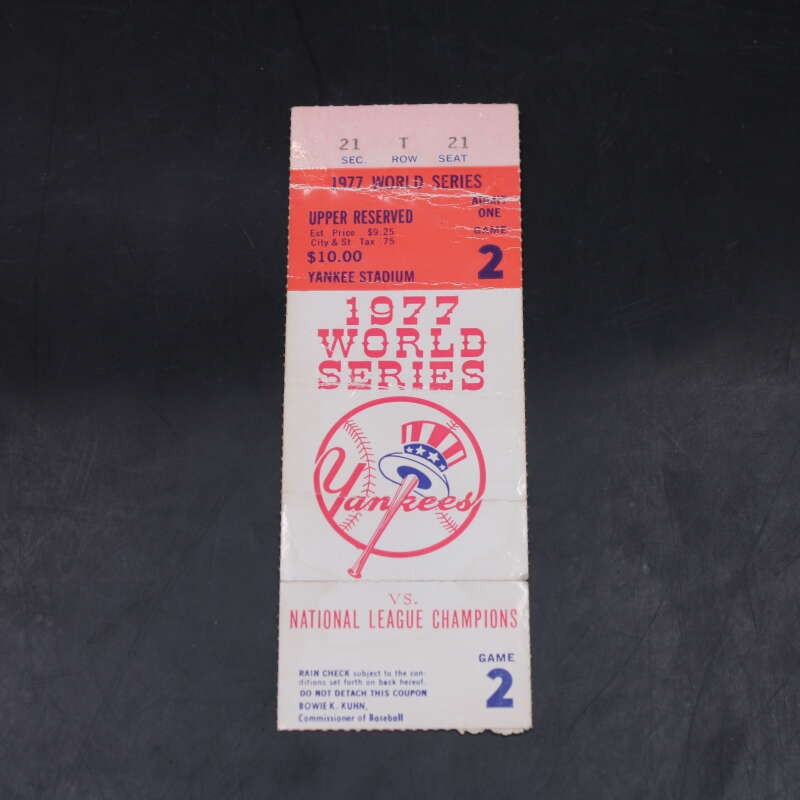 1977 World Series Game 2 Ticket Stub New York Yankees vs LA Dodgers ZJ22686