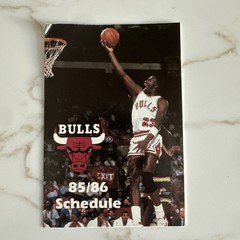 1985-86 CHICAGO BULLS BASKETBALL POCKET SCHEDULE MICHAEL JORDAN BUD AD + Stubs