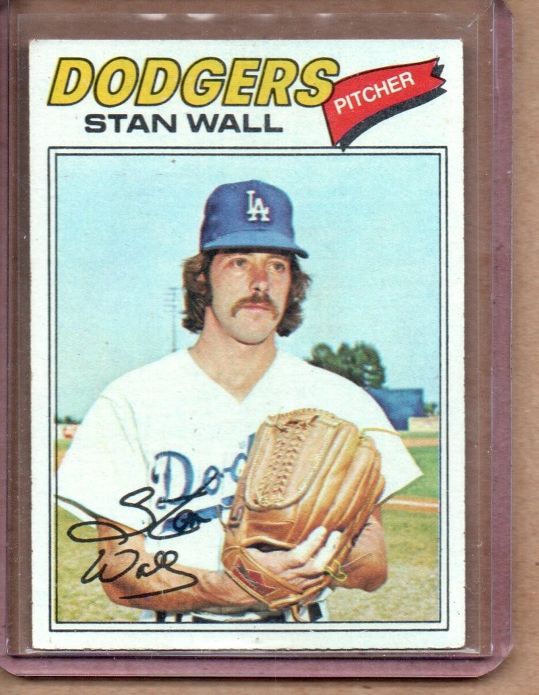 1977 TOPPS STAN WALL # 88 (EX/MT-NM) CREASE FREE
