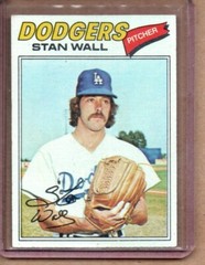 1977 TOPPS STAN WALL # 88 (EX/MT-NM) CREASE FREE