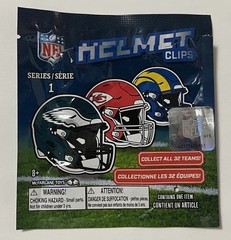 NEW 2026 New York Giants NFL Helmet Bag Clip / Keychain McFarlane Toys Series 1