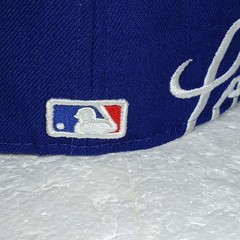 New Era 59Fifty LA Dodgers Fitted Hat 6 7/8 Side Script Logo White