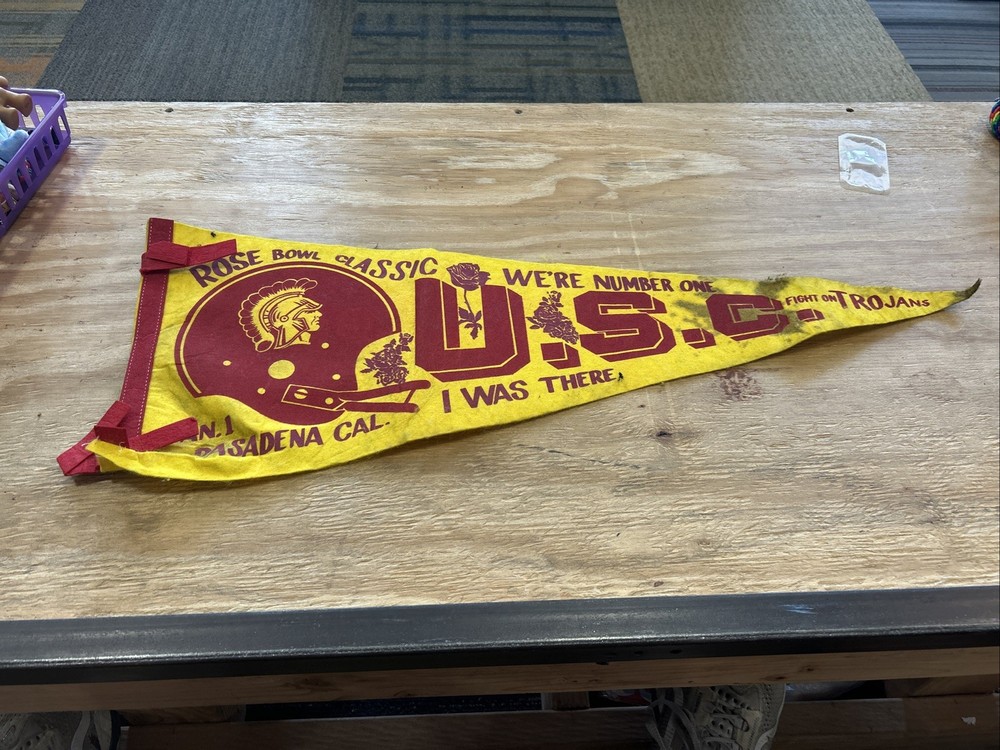 1973 USC Trojans Full Size Rose Bowl Pennant – University of Southern California