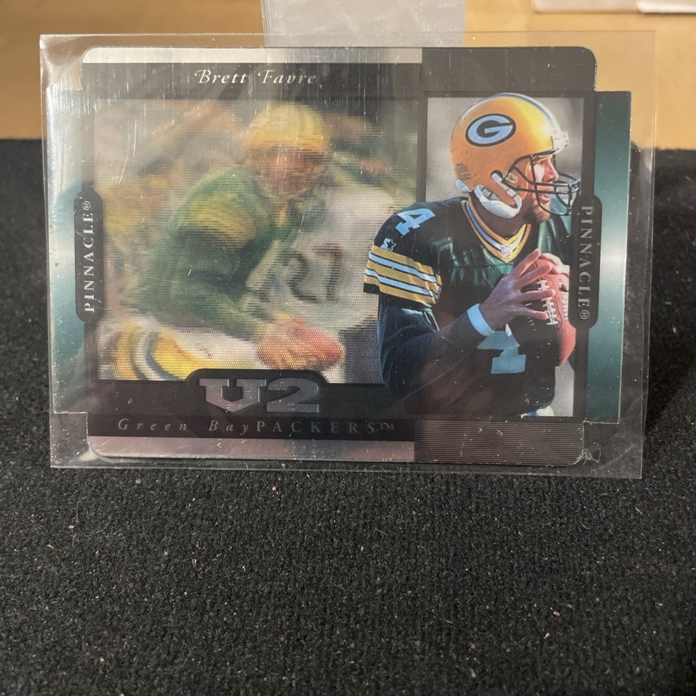 1997 Pinnacle Die-Cut – #V-12 Brett Favre Green Bay Packers