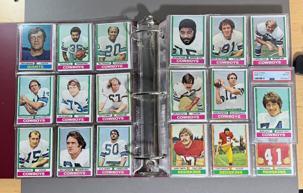 1974 Topps Football Set. 527/528 Cards in Binder. EX-MT