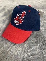 CLASSIC CHIEF WAHOO THROWBACK RETRO LOGO CURVED BILL HAT CAP ADJUSTABLE NEW ⚾️