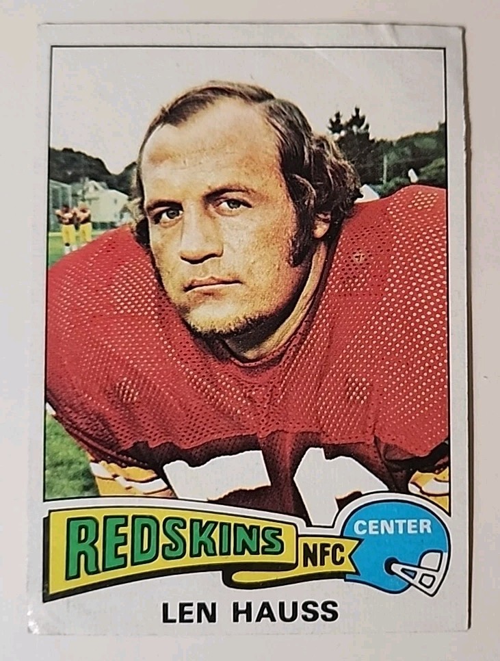 1975 Topps Football Card 134 Len Hauss Washington Redskins