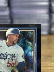 2026 Topps Chrome Mookie Betts 1991 Retro 75 Years Black Wave Refractor /10 LAD