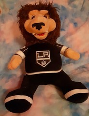 NHL Los Angeles Kings BAILEY 16&Prime; Plush Mascot #72