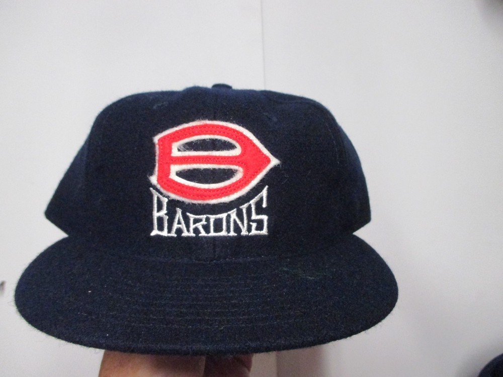 BIRMINGHAM BARONS EBBETS FIELD MINOR LEAGUE MENS FITTED BASEBALL HAT (7 5/8) NWT