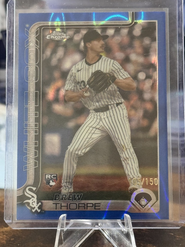 2025 Topps Chrome – Drew Thorpe #275 Blue Lava Refractor /150 (RC)