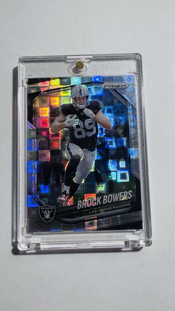2025 Panini Prizm – Brock Bowers #6 Pandora Prizm /400