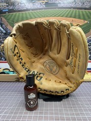 1970s Spalding 42-6115 Nolan Ryan Advisory Staff Baseball Glove ARC