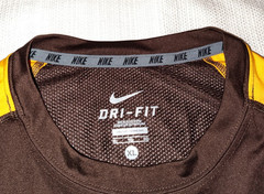 NICE Nike Dri Fit Wyoming Cowboys Football Long Sleeve Athletic Shirt Men&rsquo;s XL
