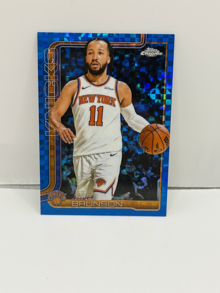 Jalen Brunson 2025-26 Topps Chrome Basketball Blue X-Fractor Parallel SP #101