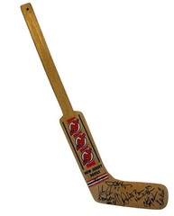 1995 NJ Devils Stanley Cup Champs Signed 24&Prime; MiniStick Lemieux Stevens Fetisov