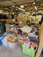 **150** Random Baseball Card Lot – Estate Sale – Massive Collection!!