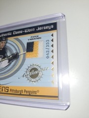 2001-02 Pacific Atomic – Game-Worn Jerseys Kevin Stevens #46 Patch /353 (MEM)