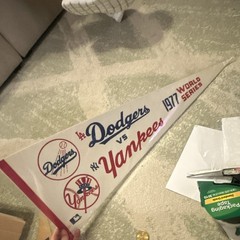 Dodgers Vs Yankees World Series 1977 Pennant MLB