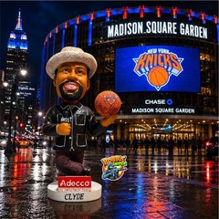WALT CLYDE FRAZIER New York Knicks Legend MSG Exclusive SGA NBA Bobblehead