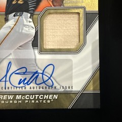 Andrew McCutchen Pittsburgh Pirates Auto 17/25 Game Used Memorabilia #MLM2-AM