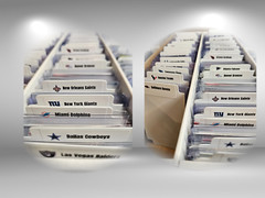 32 x Tall Sports Card Team Dividers with 32 NFL Teams Logos
