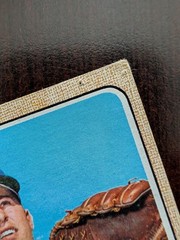 1968 TOPPS BASEBALL CARD #235 RON SANTO CHICAGO CUBS THIRD BASE STAPLE HOLE LOOK
