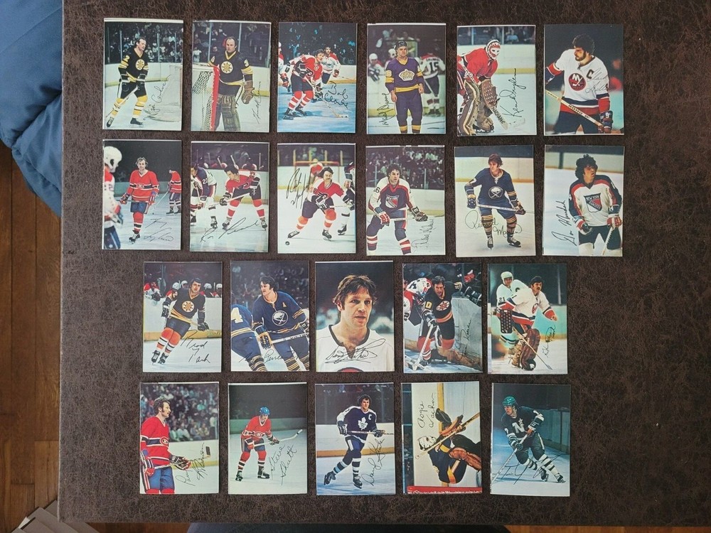 1977-78 Topps Hockey Insert Set of Glossy Cards – Square Corners – Guy LaFleur