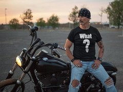 Stone Cold Steve Austin What? Smoking Skull Mens T-shirt