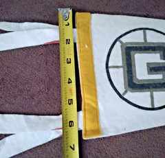 VINTAGE 1960&rsquo;S OSHAWA GENERALS HOCKEY PENNANT NICE CONDITION 22 X 6-3/4 INCHES