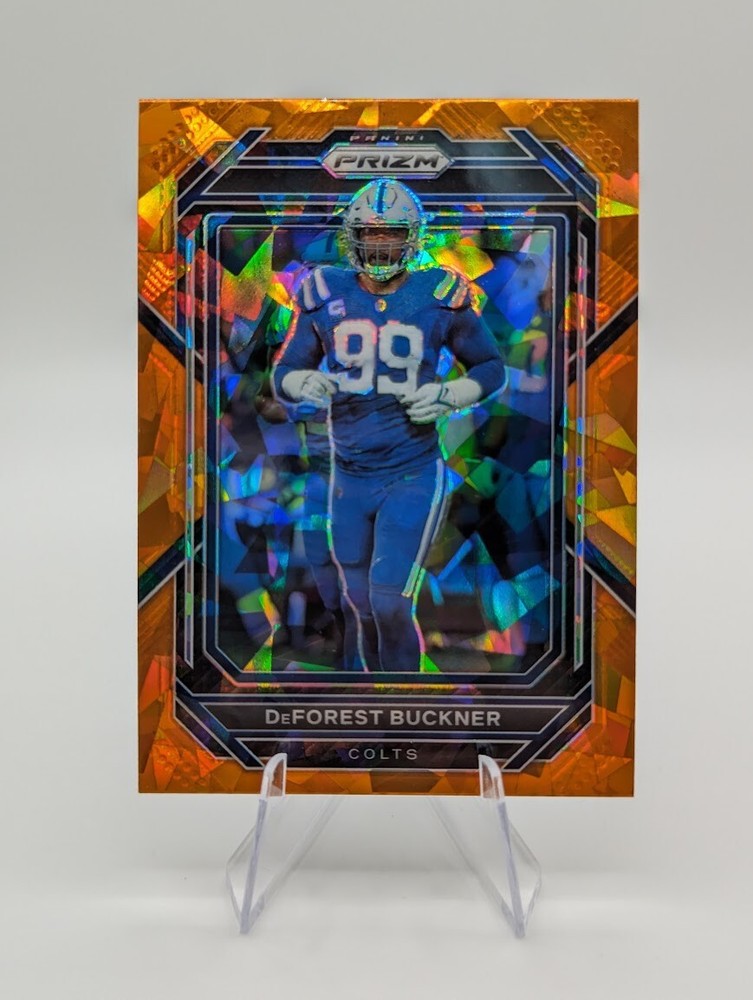 DeForest Buckner 2022 Panini Prizm Orange Cracked Ice Fanatics RC #126 Colts