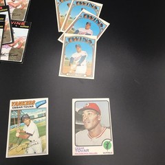 Cesar Tovar 18 card player lot – Topps Fleer Donruss and more