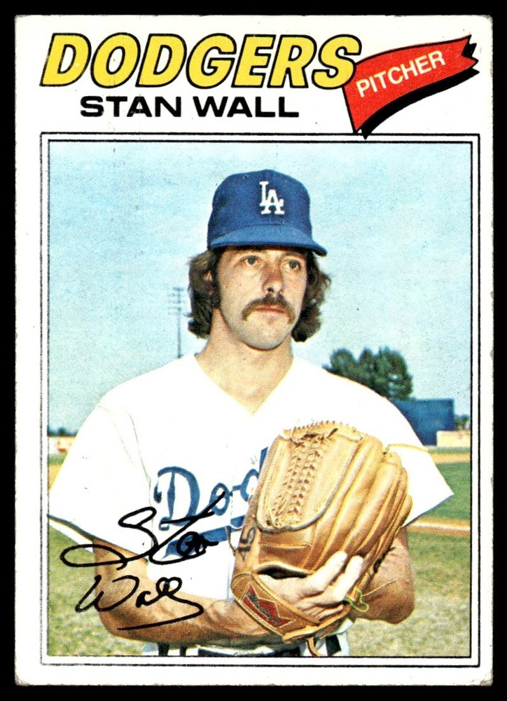 1977 Topps Stan Wall Los Angeles Dodgers #88