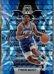 2022-23 Panini Mosaic #89 Tyrese Maxey Reactive Blue