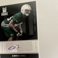 2012 Panini Momentum – Rookie Signature Demario Davis #212 /799 (AU, RC)