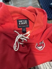 MLB Soft As A Grape CLEVELAND INDIANS Pullover Red Hoodie Women&rsquo;s Size XL AS IS