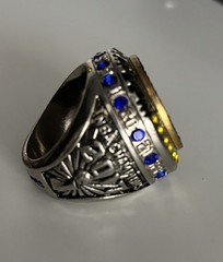 Golden State Warriors 2017 NBA Champions Replica Ring , Trophy And Bobbleheads