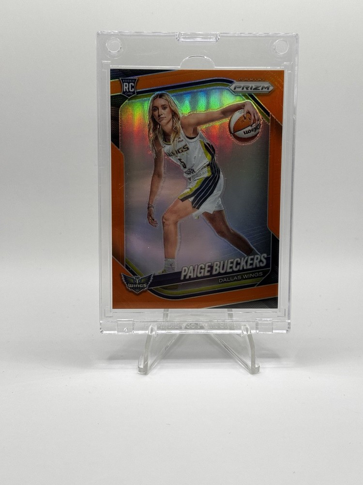 2025 Panini Prizm WNBA – Rookie Variation Paige Bueckers #147 Orange Prizm…