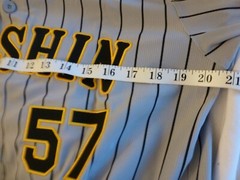 NEW MIZUNO Japan NPB HANSHIN TIGERS Baseball Jersey ROAD GRAY #57 NAGASAKA Medm