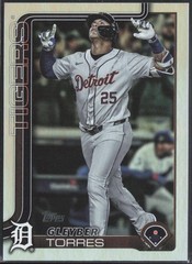 2025 Topps Gleyber Torres Rainbow Foil #658 Detroit Tigers
