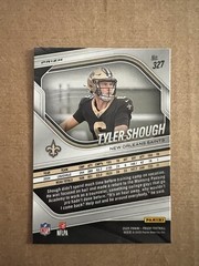 2025 Panini Prizm – Rookie Tyler Shough #327 Orange Cracked Ice Prizm (RC)