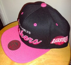 Lakers Pink Sweetheart Hat LA Mitchell & Ness Team Script BCA Snapback Unisex US