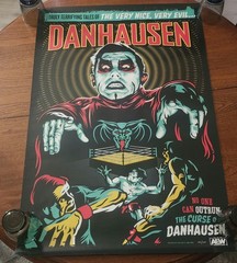 AEW Danhausen Poster « Truly Terrifying Tales » #152/300 No One Outrun Curse